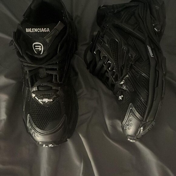 balenciagas runner - Picture 4 of 5